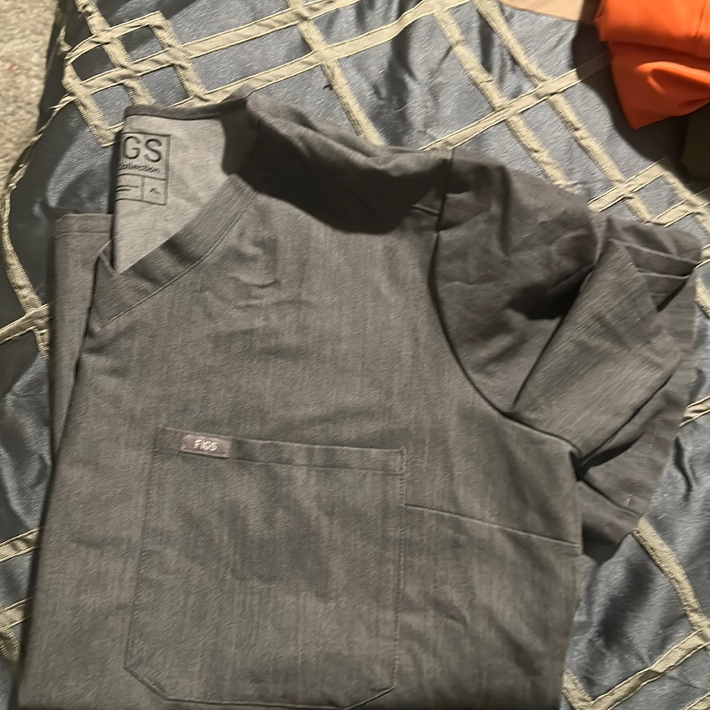 Figs- Gray